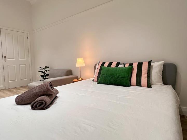 Charming Central Unit In Authentic Building ซิดนีย์ ภายนอก รูปภาพ