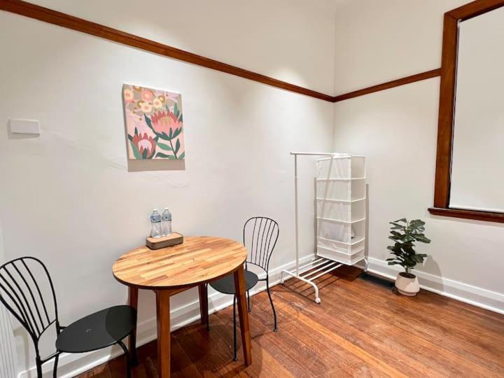 Charming Central Unit In Authentic Building ซิดนีย์ ภายนอก รูปภาพ